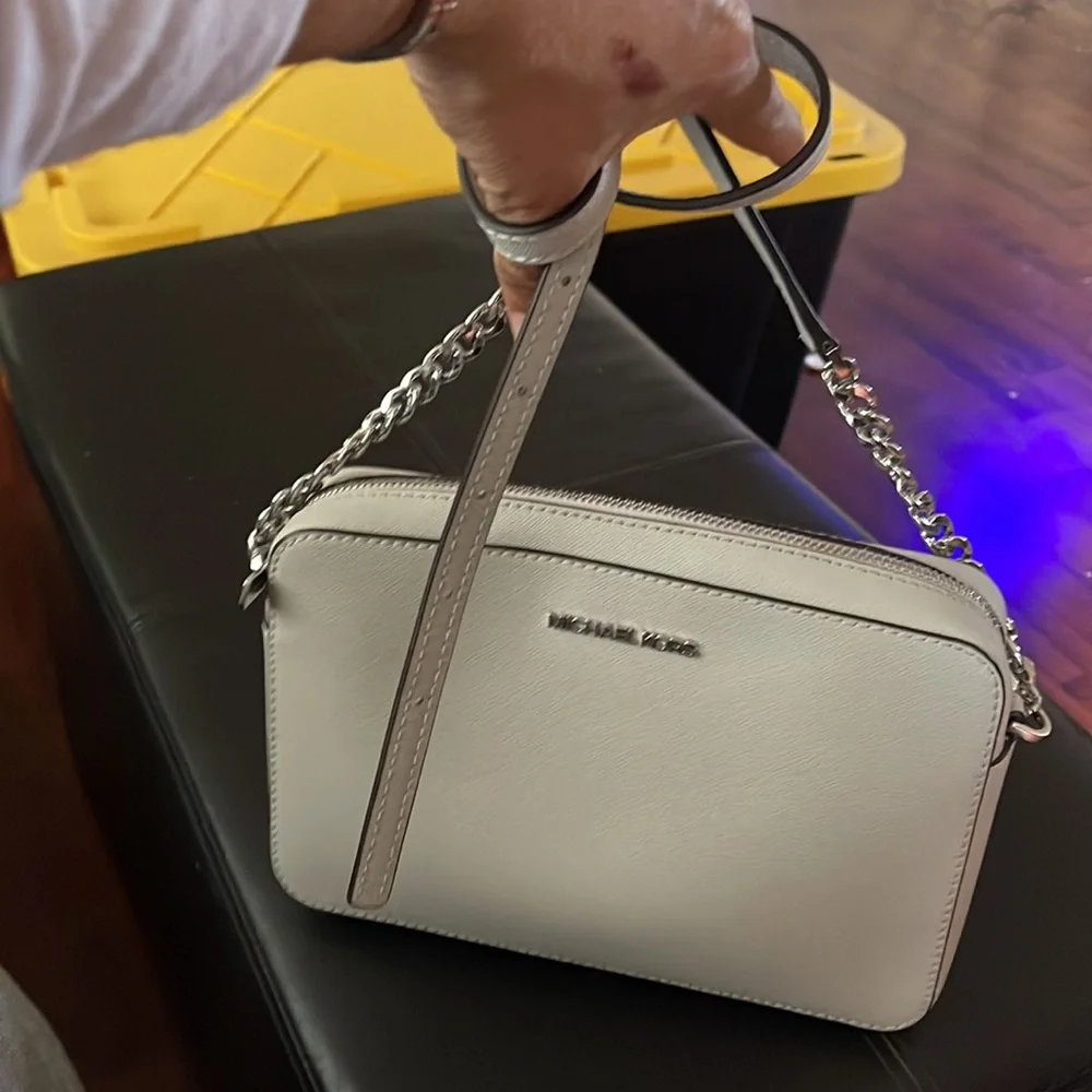 Purse - Picture 3 of 6
